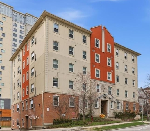 304 - 253 Lester Street